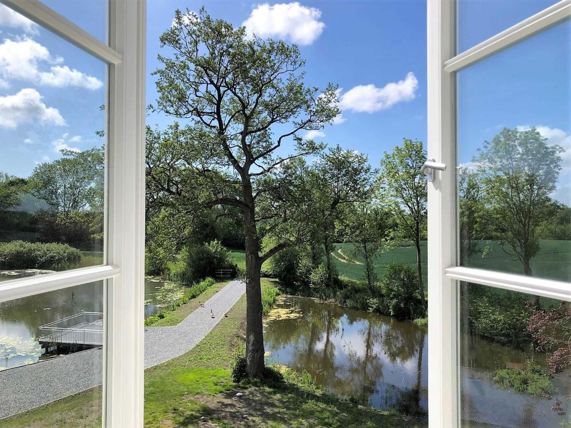 Ferienwohnungen Herrenhaus Gut Oestergaard Steinberg  ภายนอก รูปภาพ